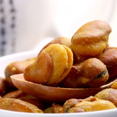 百草味 休闲小吃牛肉盐焗兰花豆 210g