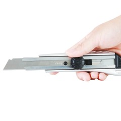 得力 2045美工刀 大号美工刀 壁纸刀 裁纸刀