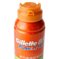 吉列 锋隐剃须啫喱70g 滋养水润保湿刮胡着哩澳大利亚进口润滑