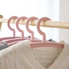 国产 欧式多功能加厚宽肩无痕衣架防滑衣挂塑料衣服挂居家衣服撑批发