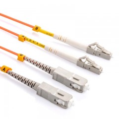 ☆胜为 SHENGWEI FMC-2005 电信级光纤跳线 LC-SC多模双芯尾纤45米/对 交换机/光纤盒连接线