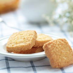 三只松鼠 椰吱脆椰蓉脆饼117gx2盒 早餐奶香味椰丝香酥饼干