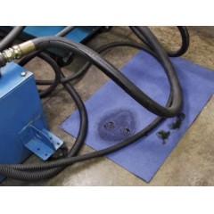 NewPig/纽匹格  Grippy®吸污垫吸油棉MAT3200